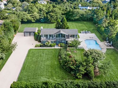 4 Bayberry Ln