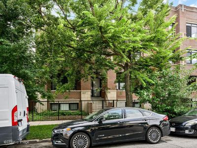 3217 N Troy St #2S