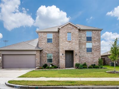 832 Alexandria Ln