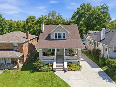 36 Woodlawn Ave