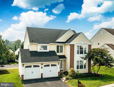 407 Carpenters Cove Ln