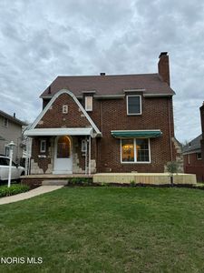 3806 Woodmont Rd
