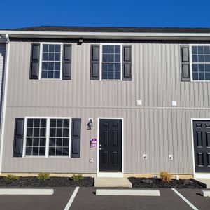 417 N Washington Ave #8