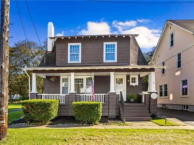22 Fairfax Pl