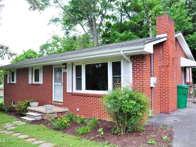 Property at 202 W 3rd Ave, Watauga, TN