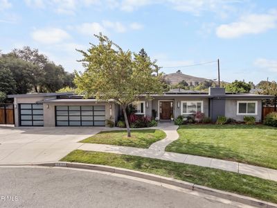 1079 Avon Cir