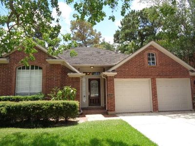 7910 Park Hollow Ct