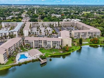3544 Lake Bayshore Dr #K123