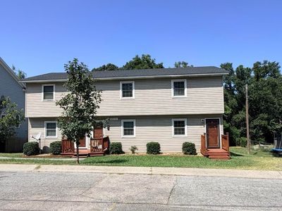 311 Lyric St