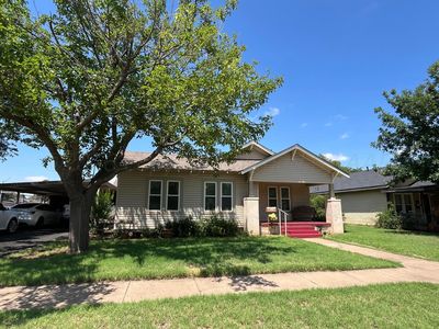 Property at 606 Avenue E NW, Childress, TX