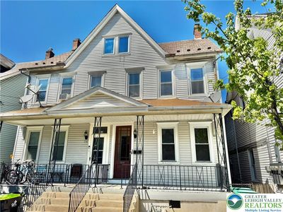713-715 E 5th St