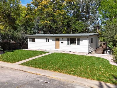 1608 Collins Ct