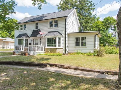 1112 Washburn Ave
