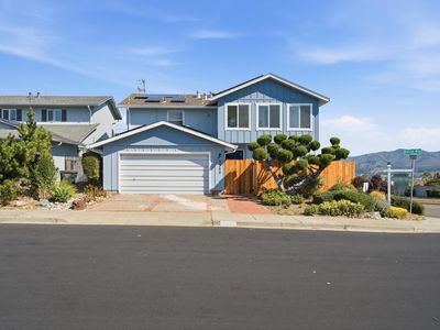 2200 Delvin Way