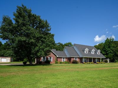 3021 Highway 71 N