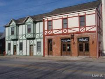 536 S Main St