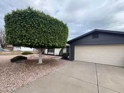 5817 W TIERRA BUENA Lane
