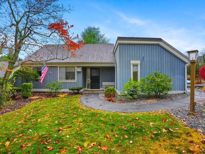 511 Heritage Village #B