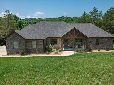 512 Creekside Terrace