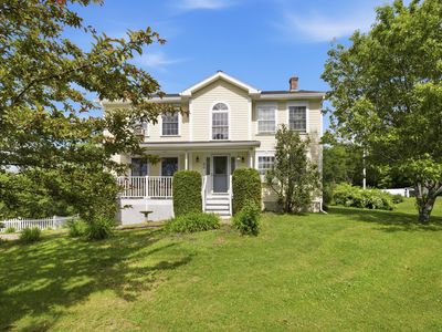 80 River Road