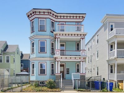 23 Santuit St