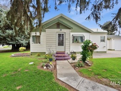 Property at 418 E Avenue B, Wendell, ID