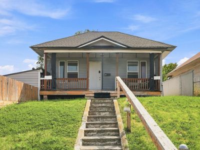 603 W Augusta Ave #601-601.5