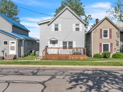 718 S Main St