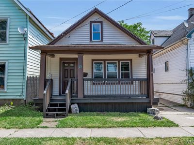 75 Clay St