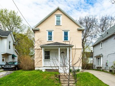144 Peck St