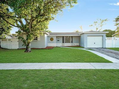 4301 NW 35th Ave