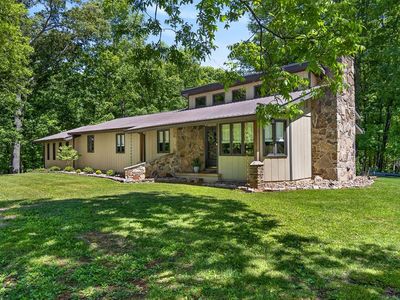 143 W Griffintown Rd