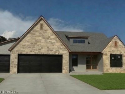 1201 Twisted Oak Way