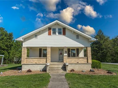 110 E Pleasant St