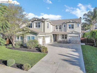 1613 Antica Dr