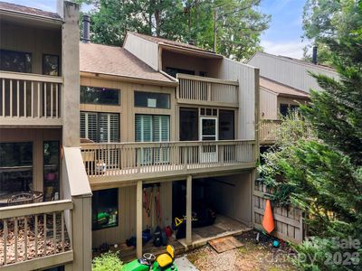 222 Riverview Ter