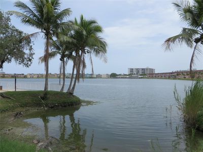 1400 NE 191st St APT 308