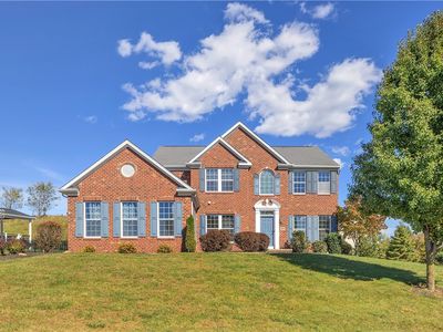 2084 Majestic Dr