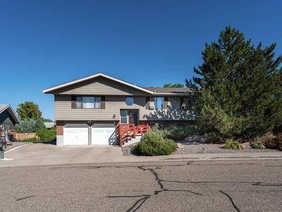 1538 Manchester Drive