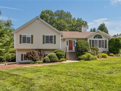 22 Apple Ridge Rd