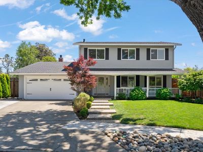 948 Meadowood Dr