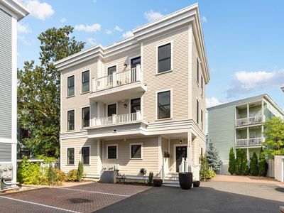 113 Beacon St #A
