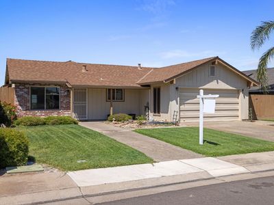 14901 Pueblo Dr