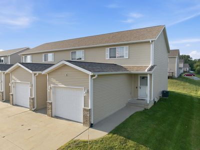 1327 Creekside Ct