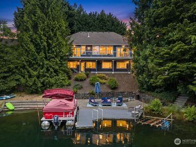 3324 Deer Island Drive E