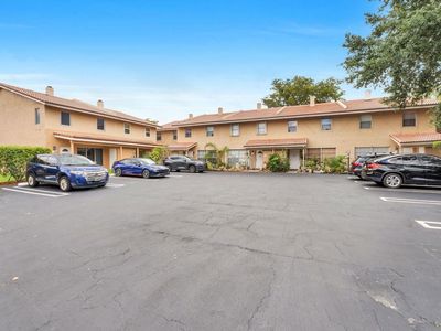4295 Coral Springs Drive #3c