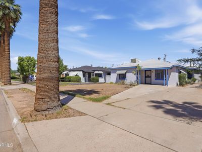 1314 E PALM Lane