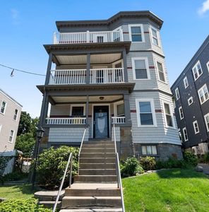 15 Bailey St