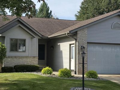 Property at 18 Village Homes Drive, Waunakee, WI