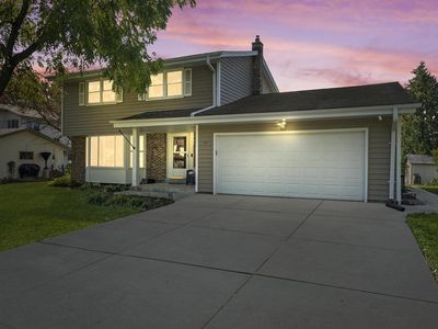 S70W14845 Dartmouth CIRCLE